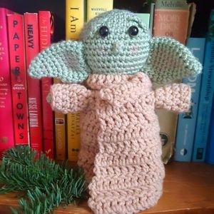 Baby Yoda - Grogu - Mandalorian - crochet plush